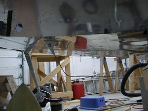 Com antenna viewed from below fuselage